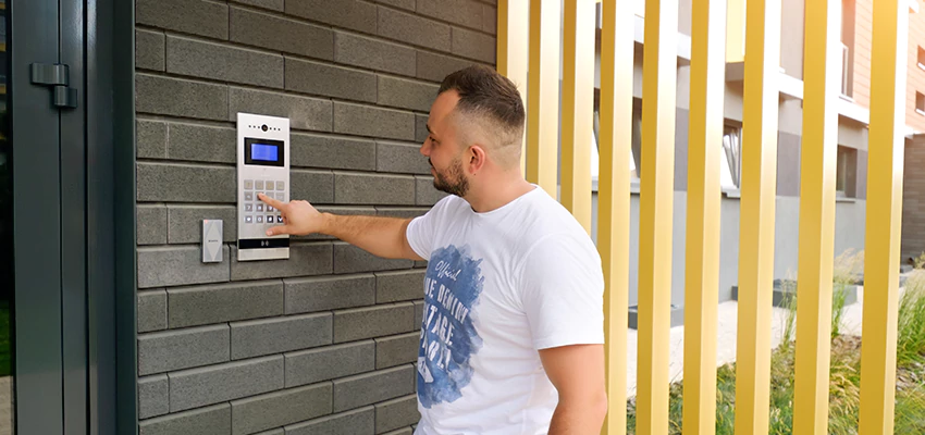 Locksmith Company For Smart Lock System Installation in Castaic, California